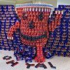 Kool Aid Man CAN Break he Walls of Hunger!!